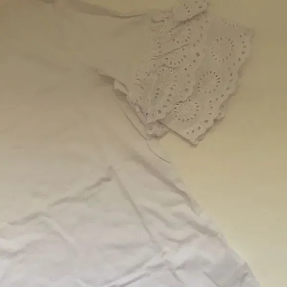 💥STELLA Tweed Top With Crochet Ruffle Sleeves💥 - Picture 6 of 13